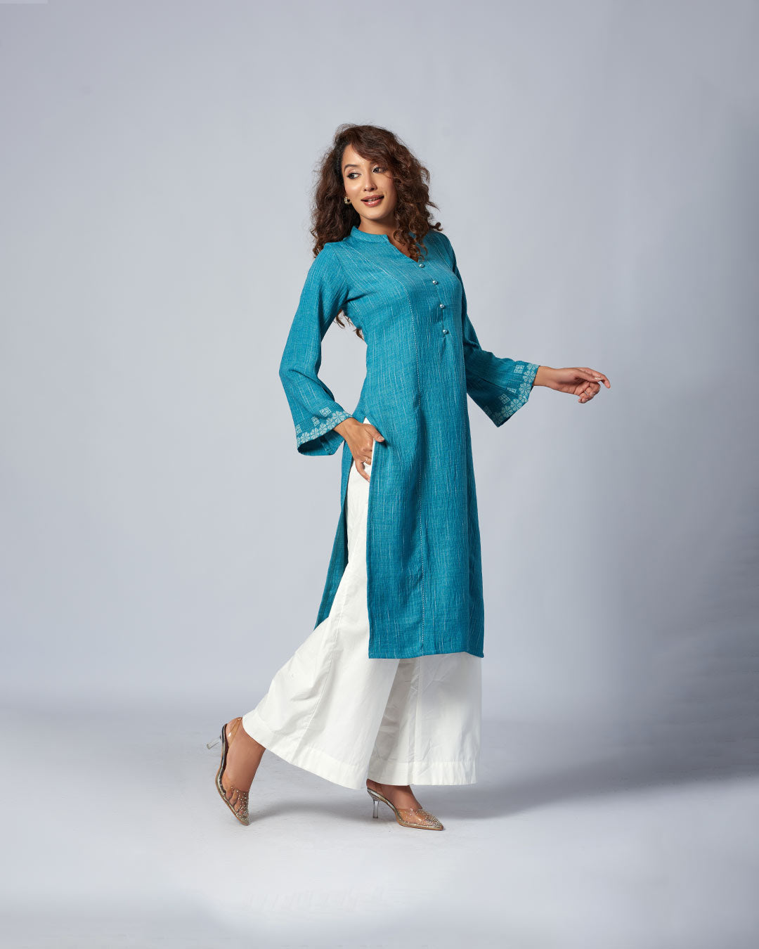 KURTHI